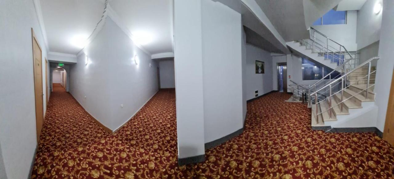 Hotel Genatsvale Батуми Экстерьер фото