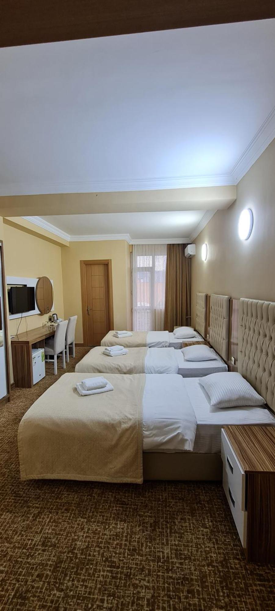 Hotel Genatsvale Батуми Номер фото